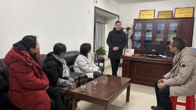 朝阳社区：正月初八送祝福 凝心聚力启新程