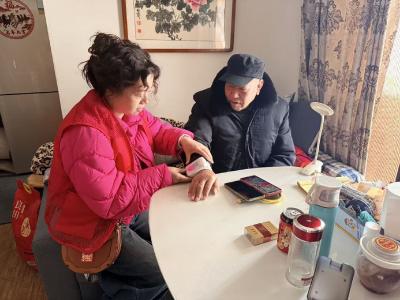 学雷锋日送春风 ，“救在夷陵”暖人心