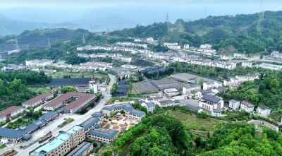 坝畔风物新 乡兴日子甜