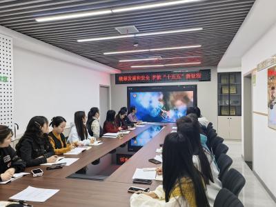 港虹社区：国安宣传润民心 平安守护伴同行