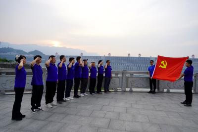 党建联建映三峡 楚能同心促发展