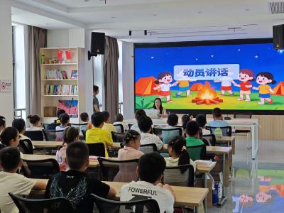 长江市场社区职工子女爱心托管班开班