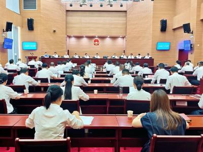 夷陵区第六届人大常委会第三十三次会议举行
