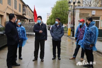 黃進:全民參與 全力攻堅 共同創建文明宜居環境