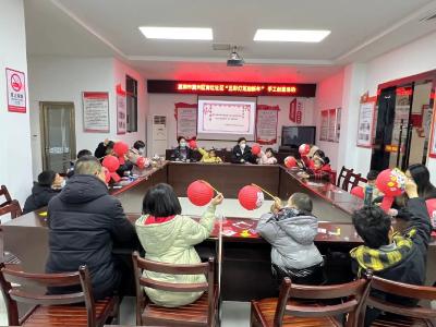 巧手迎新春 灯笼年味浓 