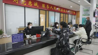 襄州公安出入境大队：优化办证服务举措 有序恢复业务办理