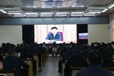 全省加快建设全国构建新发展格局先行区会议举行