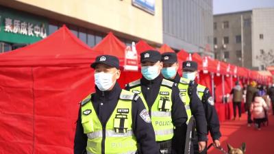 襄州巡警大队给大家拜年啦！