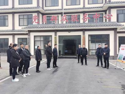 干群外出“取经” 助力经济发展
