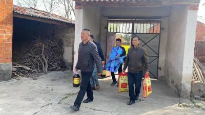 黄集镇实干笃行促发展
