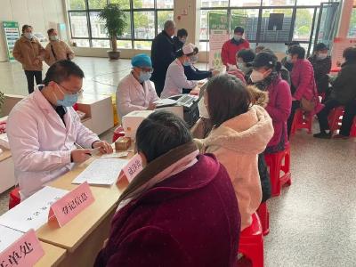 襄州区人民医院“爱肝日”科普义诊活动圆满举办！