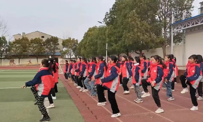 阳光体育 健康成长