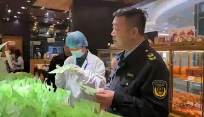 襄州区市场监督管理局开展“你点我检”食品安全检查进商场活动