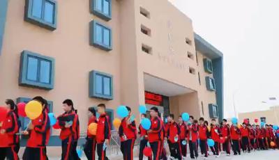 化身“小小考古家”开启“穿越之旅”