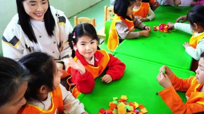 【母亲节的礼物】黄集镇中心幼儿园举办母亲节亲子活动