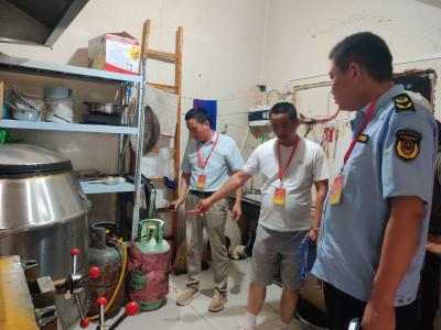 “拧紧”燃气安全阀，筑牢安全防护网