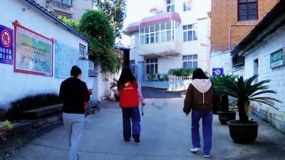 爱宠有方不掉“链” 文明养犬不随“便”