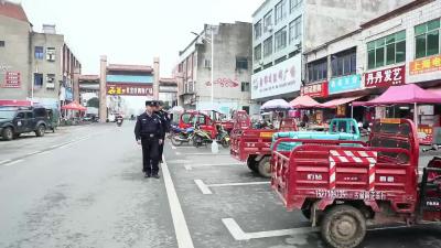 小小“反光贴” 交通“大安全”