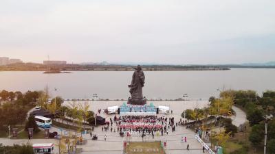 湖北省文联荆楚“红色文艺轻骑兵”惠民演出活动走进襄州