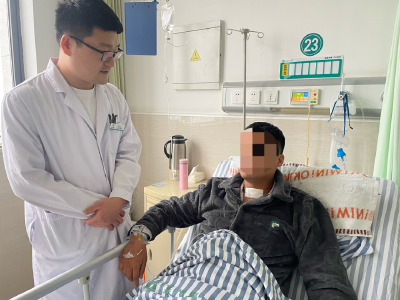 “嗓子疼”很可怕，32岁的他经及时救治脱离生命危险！