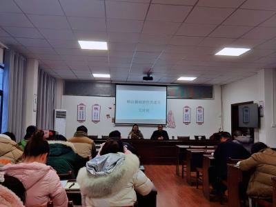 峪山镇开展“纪律作风建设大讨论”活动