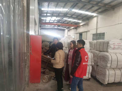 襄州经开区开展公务员服务群众“公仆日”活动