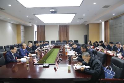 【聚焦两会】襄州区六届人大三次会议召开各代表团召集人会议
