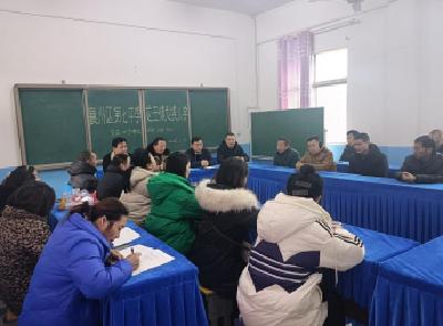 襄州七中与龙王赵集小学开展结对教研活动
