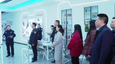 “两代表一委员”进警营 建言献策助平