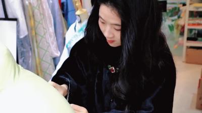 最美的她：荆楚女儿传承“非遗”.mp4