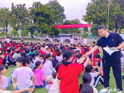 控烟知识进校园 健康程河你我共建