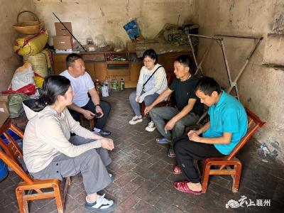 “结对关爱”送温暖  帮扶有行更有心