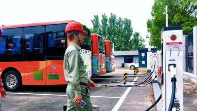 提高“见桩率” 让新能源车城乡畅行无忧