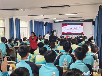 黄龙镇：防溺护“童”行 共筑幸福梦