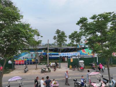 黄龙镇：变“堵”为“疏”   水上乐园圆了孩子戏水梦