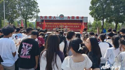 程河镇：多方联合 齐抓共管 筑牢防溺水“安全堤”