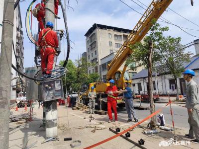 伙牌镇：人大代表助力民生工程    排除隐患保平安