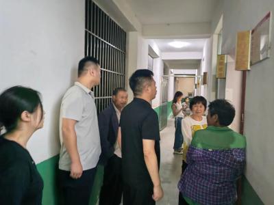 黄集镇：全力以赴抓救险 迅速转移保平安