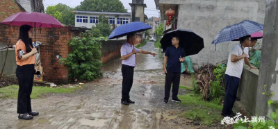 黄龙镇：闻“汛”而动齐上阵 筑牢防线守安全