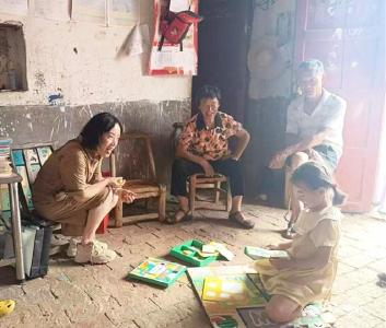 襄州城管：“爱心妈妈”用心关爱困难儿童