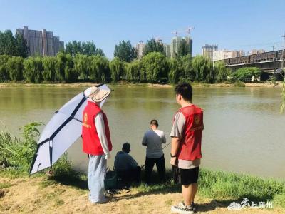 贡献青春力量 传递温暖与希望