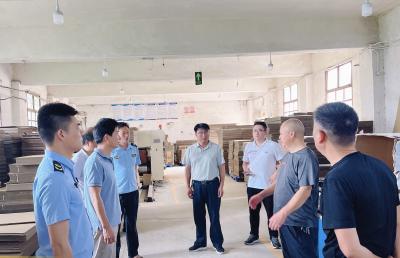 黄集镇：深入一线纾困解难 用心服务助企发展