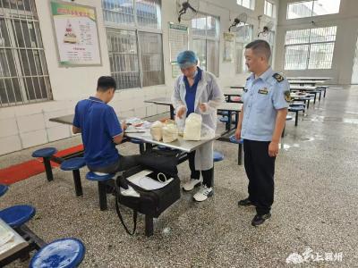 加强食品安全监管 守护校园食品安全