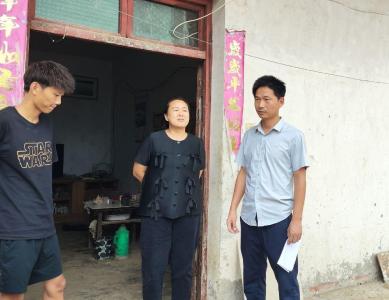 黄集镇：爱心点燃希望   “圆梦基金”传递真情
