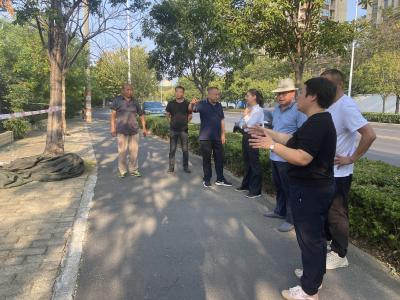 人大代表进校园 助力把好安全关