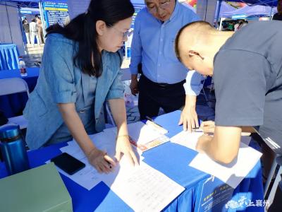 浩然街道：扎实做好退役军人专场招聘会服务保障工作