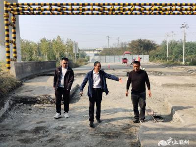 伙牌镇：人大代表汇聚民意 畅通安全“民心路”