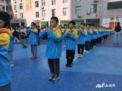 襄州七中：武术操秀风采  彰显少年雄风