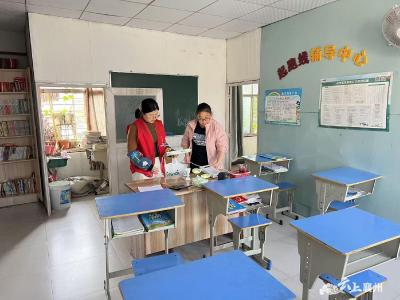 浩然街道育红社区开展校外培训机构“回头看”