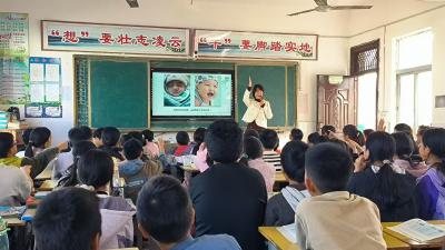 襄州区青少年活动中心送课下乡走进陈湾小学